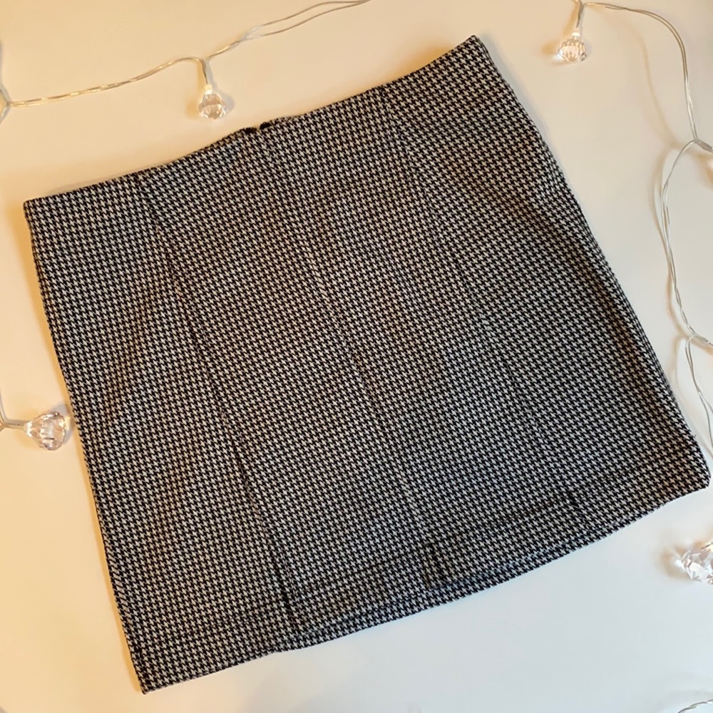 JOLT- Checkered Skirt